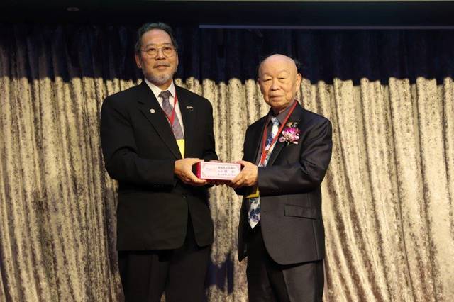 1377359_f6c95fe5fb486f6b30faef967e46631a