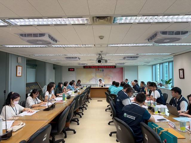 1377613_c699dec0e7ed968b06bc61278e14caf4