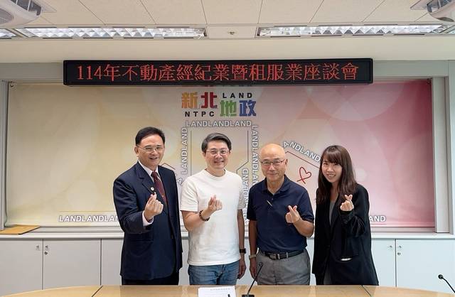 1377618_d3dbbf4bd31f1d2a0b0fb01aef096b40