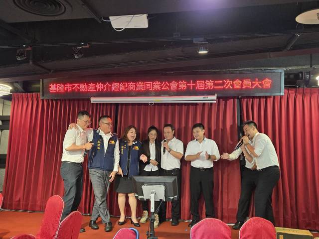 1379281_18c808f1a572cdc1b2470ee6a66af258