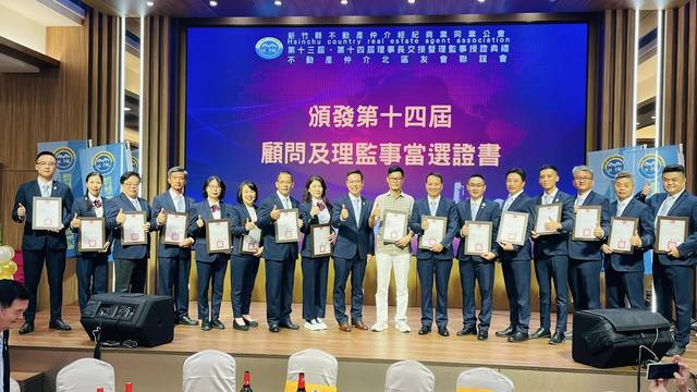 1379563_0994b3c11861a73dd895cc3916e60f33