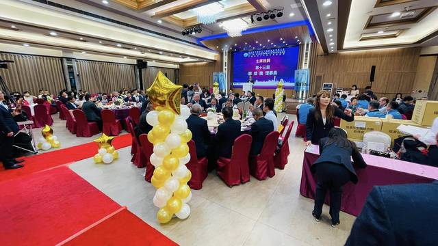 1379568_f48c1466f3e9a8a8dfebfcfbb8320687