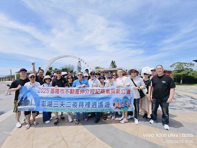 1379595_3079472e0434d75fcbc4b4b0ba9623ca