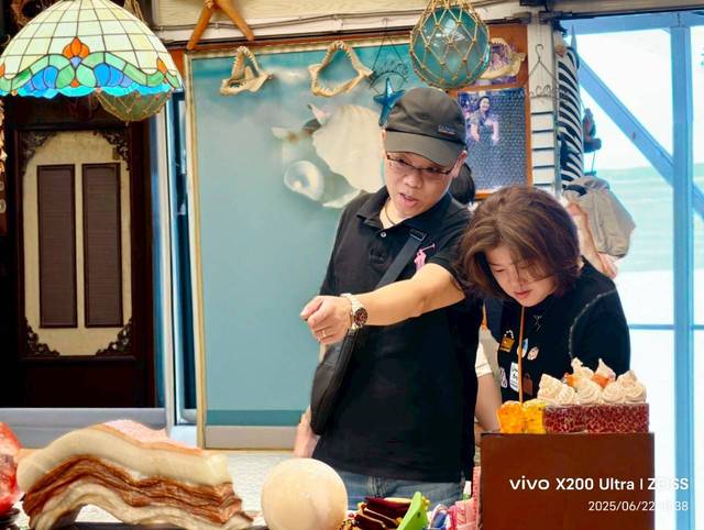 1379612_a88ce5249285b694bc3d7dd7f5adbbca