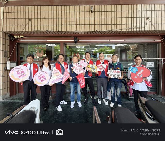 1379658_0dee3fa4244b16c68ed575e54e21c227