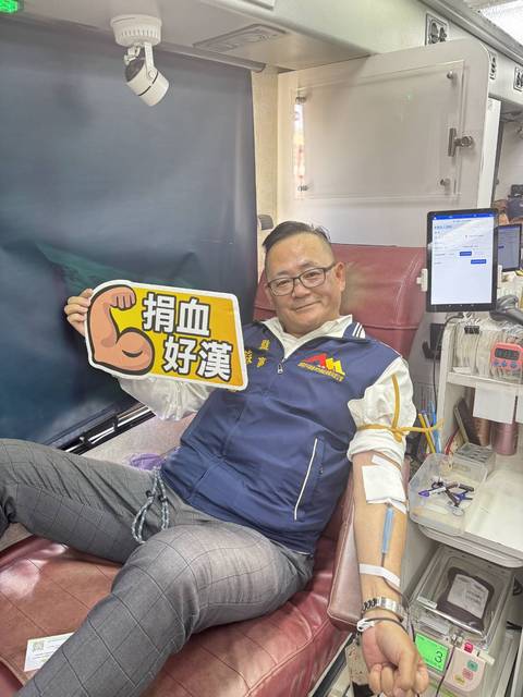 1379660_742956372693c4730cb5d26e9d532adb