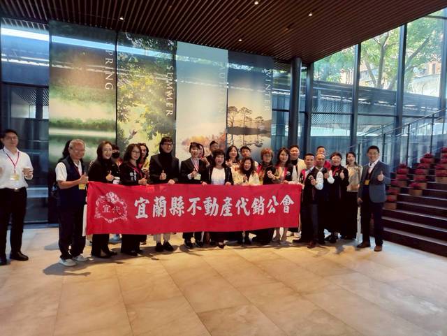 1380570_0fa1dbb778aaedb7c4cbd6b41fc63d44