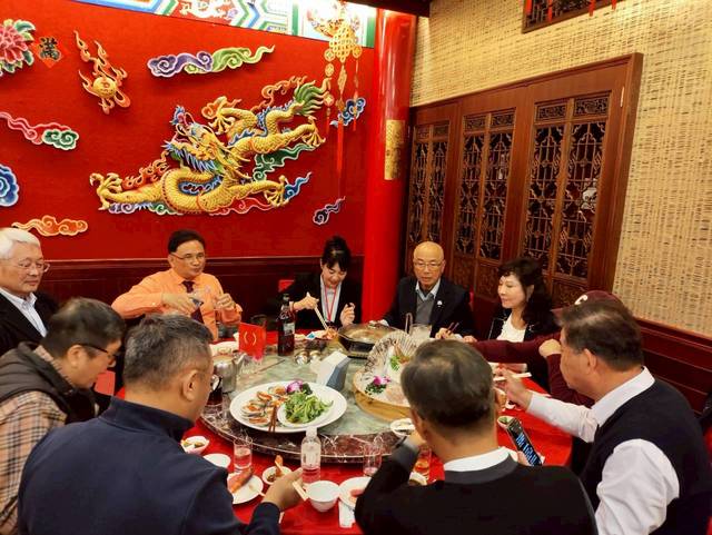 1380581_1a24ea458d7e201e6733d85c2a8b397f