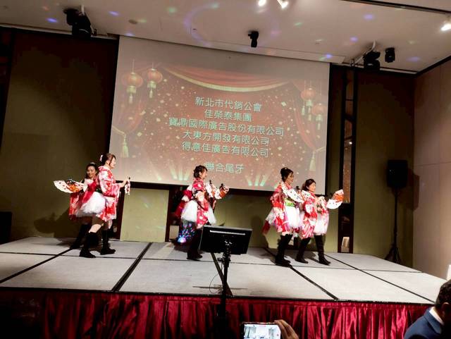 1380690_14453e2380b190a001c06898d5e07b82