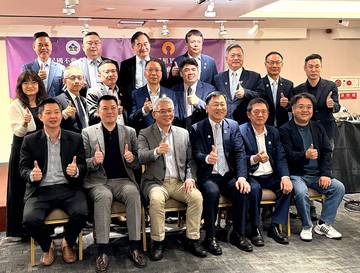 1381606_444f70655100fd77d32b01bc7d1c62b3